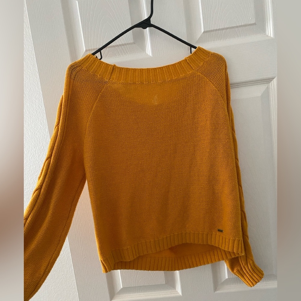 Hollister Mustard Yellow off the shoulder